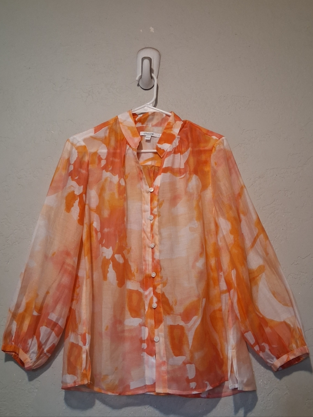 Chico's Orange Watercolor Button-Front Blouse Puff Sleeve Lightweight‎ Sz1(8) - Picture 12 of 12